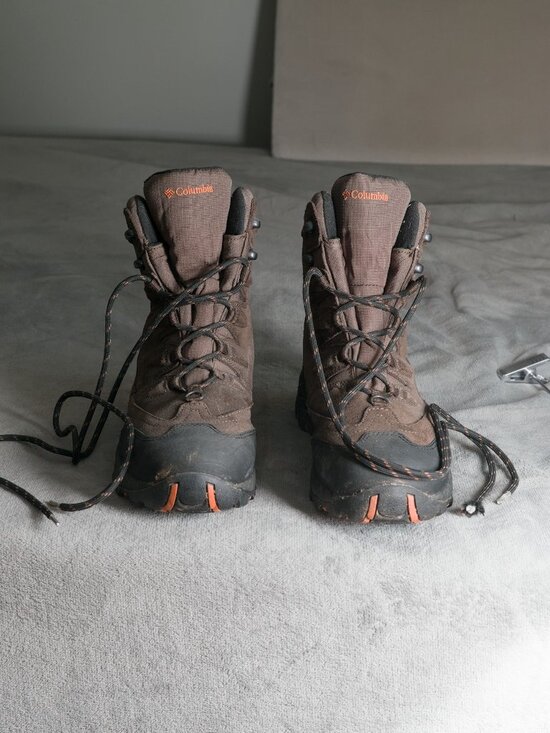Men\'s waterproof Columbia hiking boots size 10, great condition main image 10